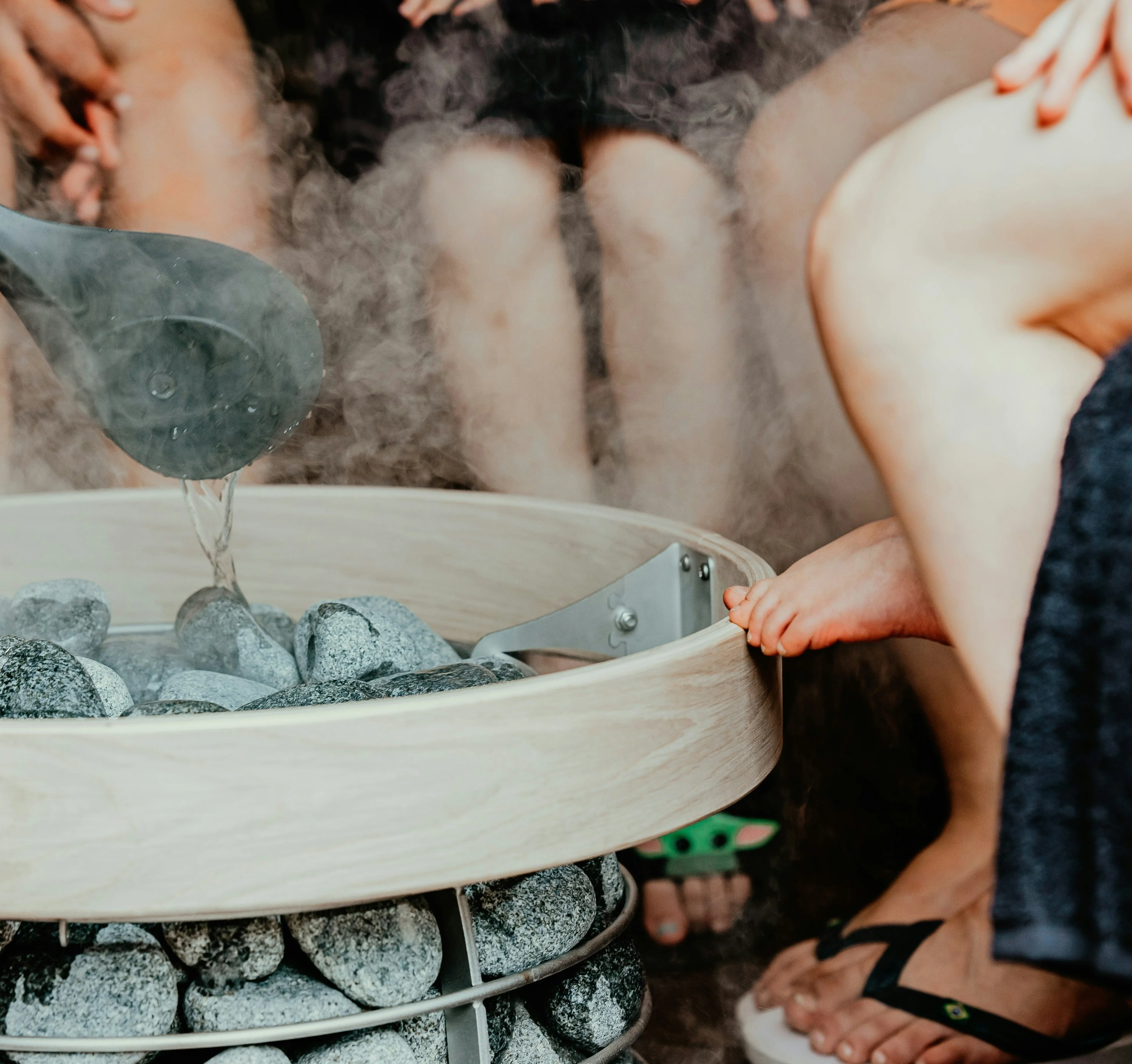 Sauna bowl and steam